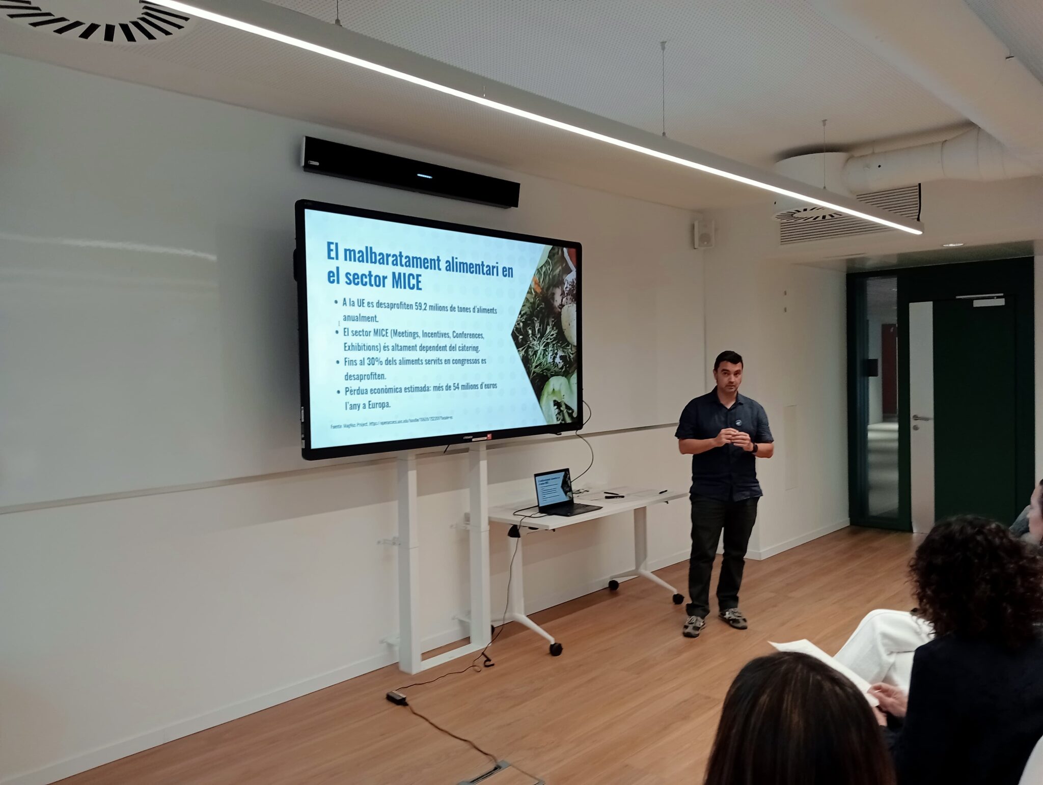 Sesión de formación en sostenibilidad para el sector MICE